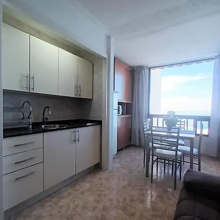 Beachfront Don Paco Daire Patalavaca
